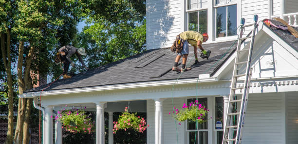 Best Roof Maintenance Services  in Washburn, WI
